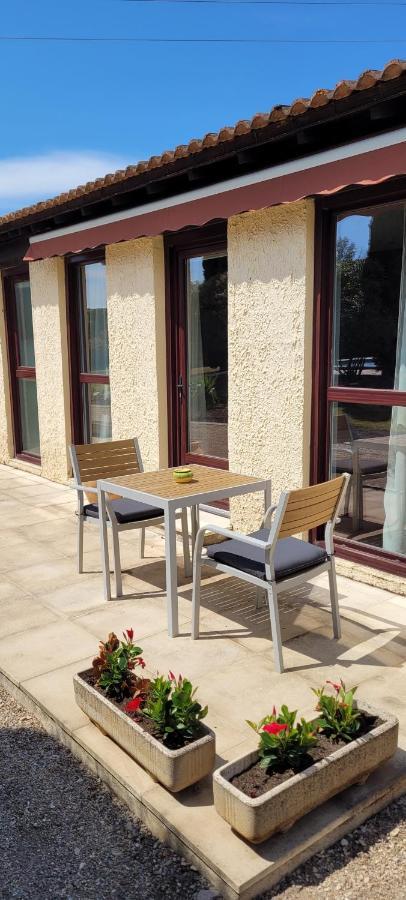 Villa Liberty Entraigues-sur-la-Sorgue Esterno foto